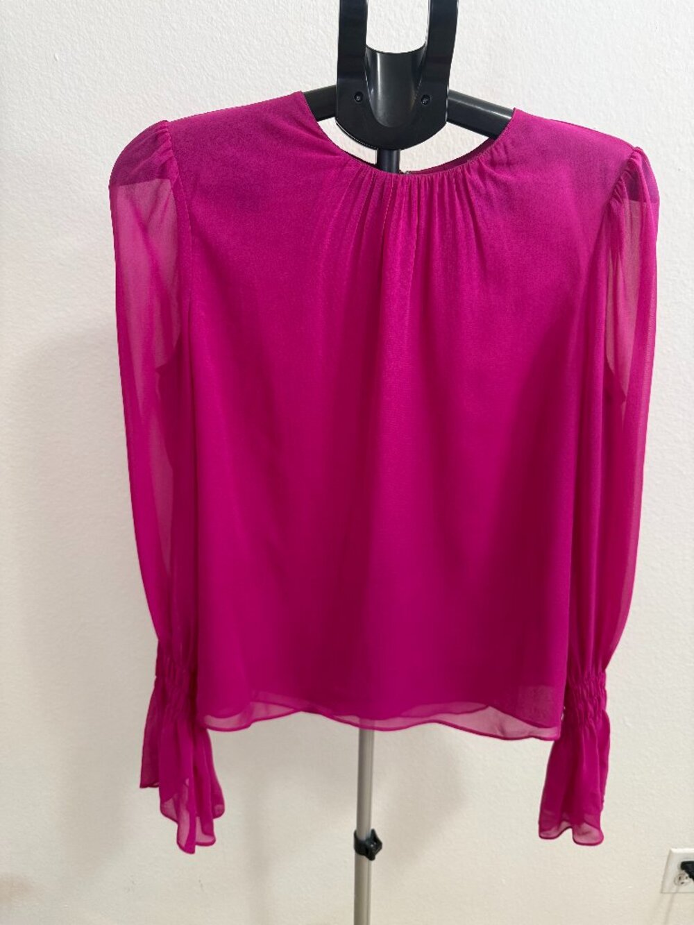 New: Frame Fuschia Chiffon Cuff Blouse (Size Small)